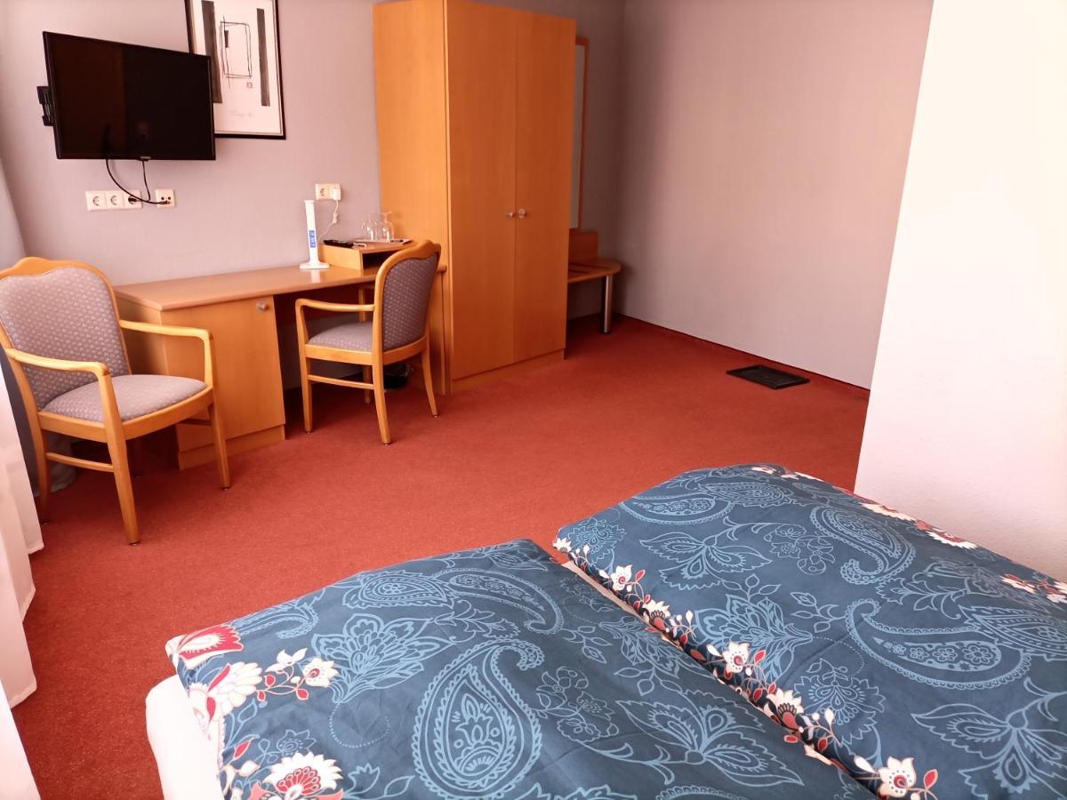 Bodensee Gaestehaus Tettnang Albergo ภายนอก รูปภาพ