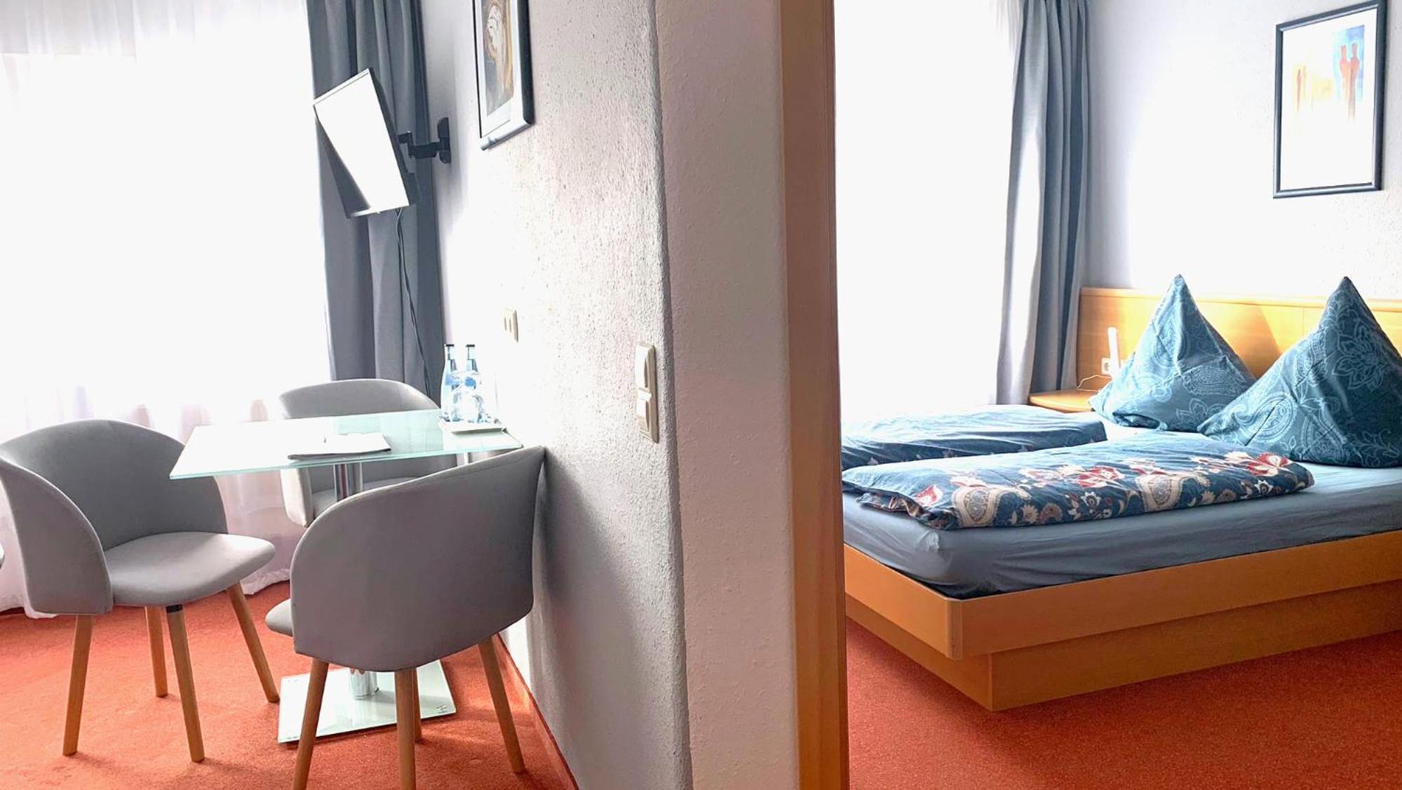 Bodensee Gaestehaus Tettnang Albergo ภายนอก รูปภาพ